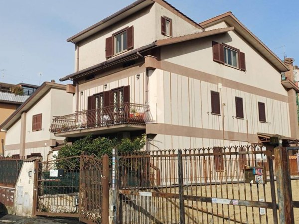 appartamento in vendita a Roma in zona Romanina