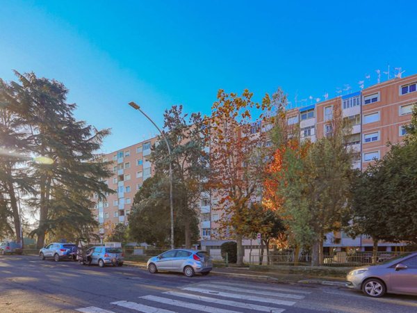 appartamento in vendita a Roma in zona Tor de' Cenci