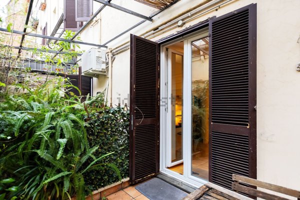 appartamento in vendita a Roma in zona Rione Monti/Campitelli