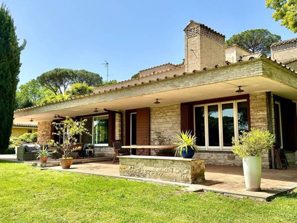 casa indipendente in vendita a Roma in zona Olgiata