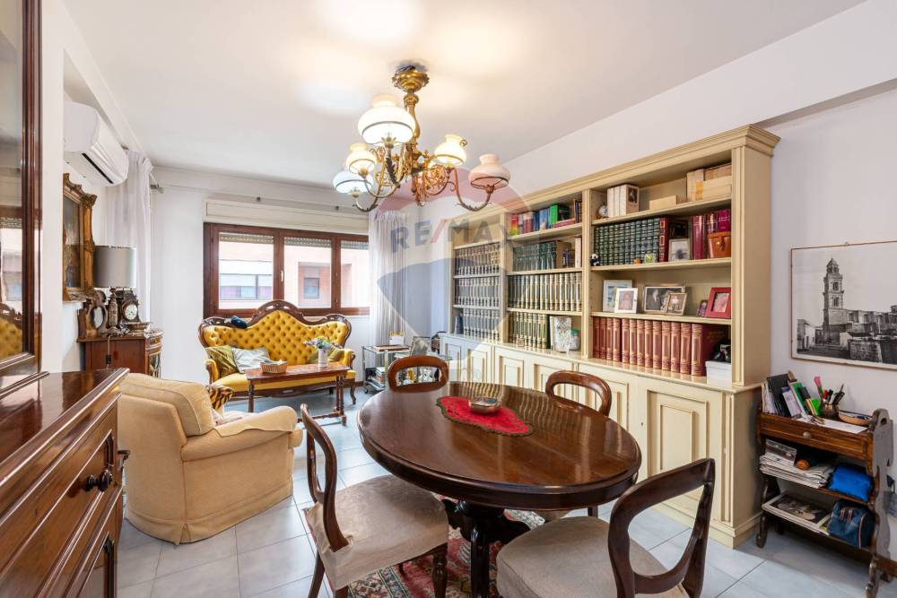 appartamento in vendita a Roma in zona Acilia