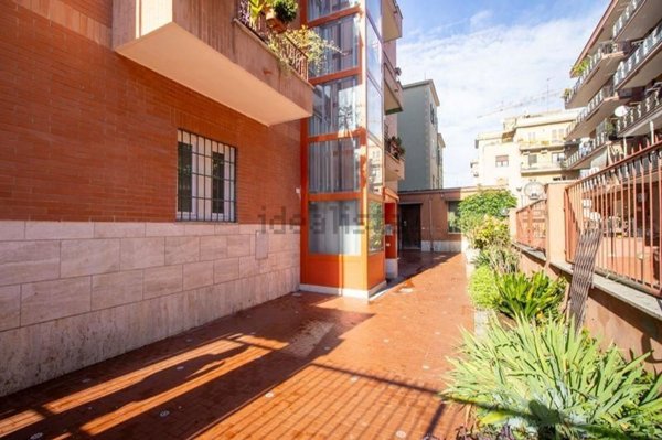 appartamento in vendita a Roma in zona Prenestino-Centocelle