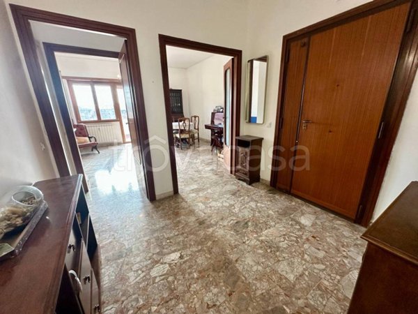 appartamento in vendita a Roma in zona Corviale