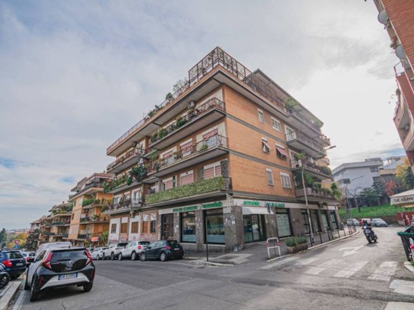 appartamento in vendita a Roma in zona Portuense