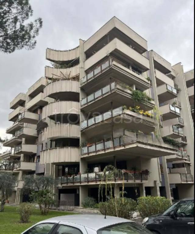 appartamento in vendita a Roma in zona Giuliano Dalmata