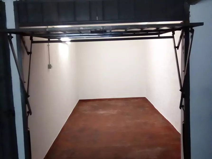 ufficio in vendita a Roma in zona Ostia