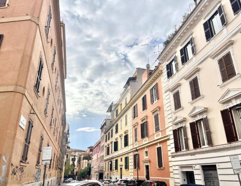 appartamento in vendita a Roma in zona Esquilino