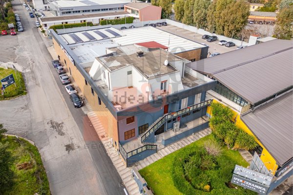 appartamento in vendita a Roma in zona Ostiense