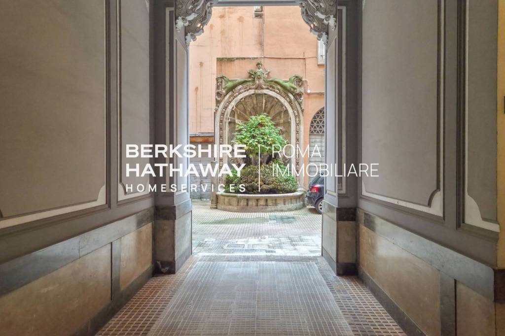 appartamento in vendita a Roma in zona Rione Prati