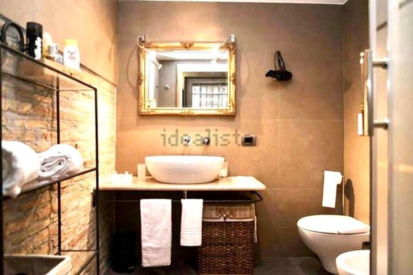 appartamento in vendita a Roma in zona Castro Pretorio