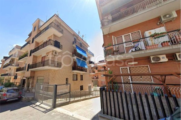 appartamento in vendita a Roma in zona Portuense