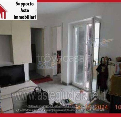 appartamento in vendita a Roma in zona Finocchio