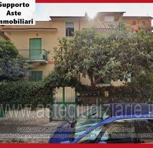 appartamento in vendita a Roma in zona Labaro