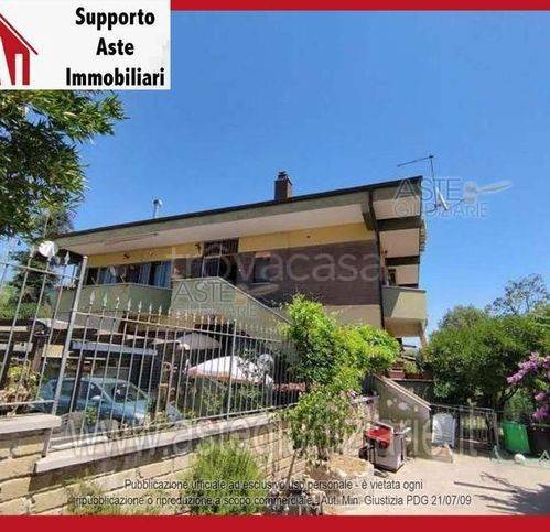 appartamento in vendita a Roma in zona Rione Prati