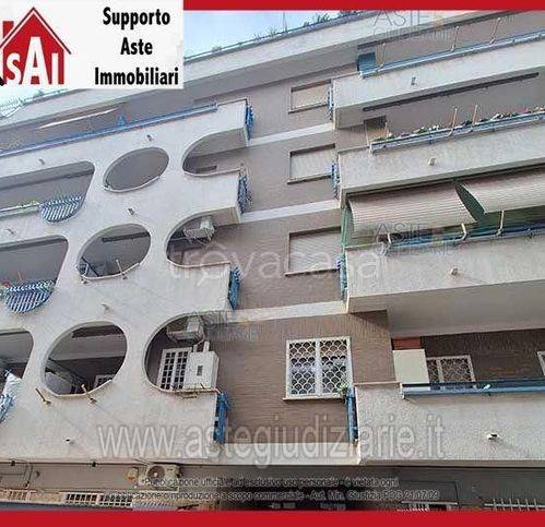 appartamento in vendita a Roma in zona Ostia