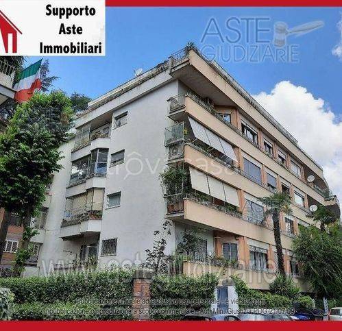 appartamento in vendita a Roma in zona Della Vittoria