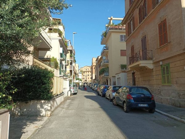 appartamento in vendita a Roma in zona Della Vittoria