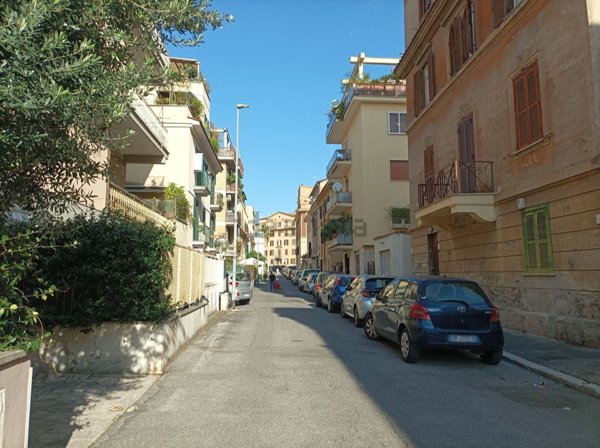 appartamento in vendita a Roma in zona Della Vittoria