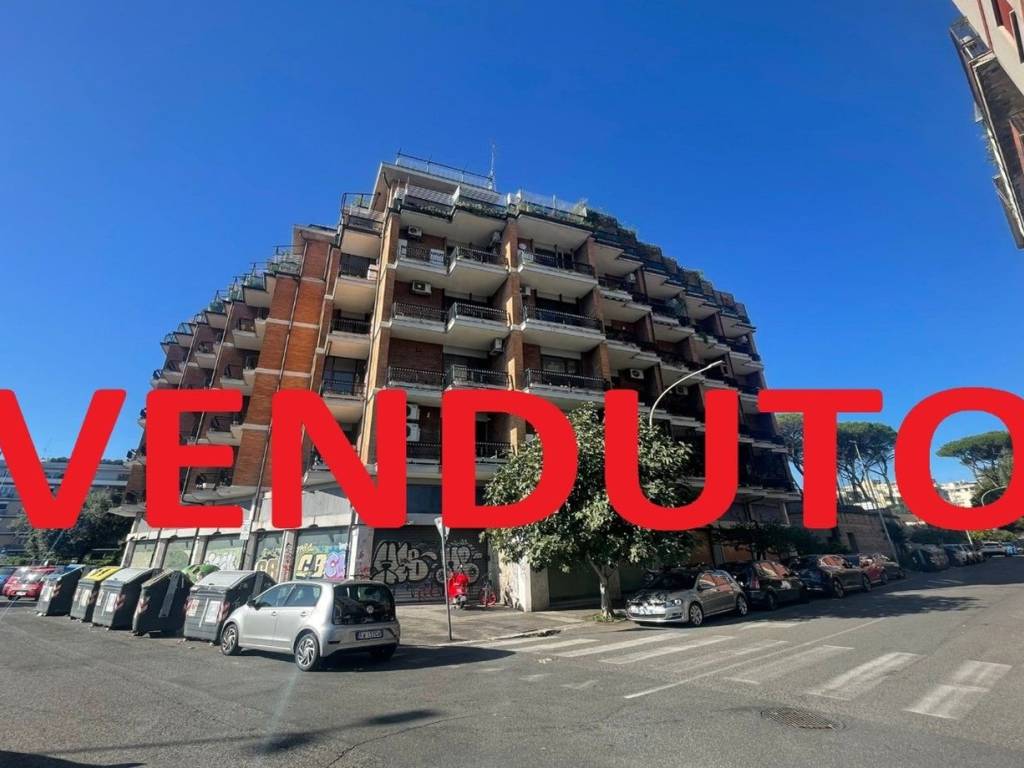 appartamento in vendita a Roma in zona Nomentano
