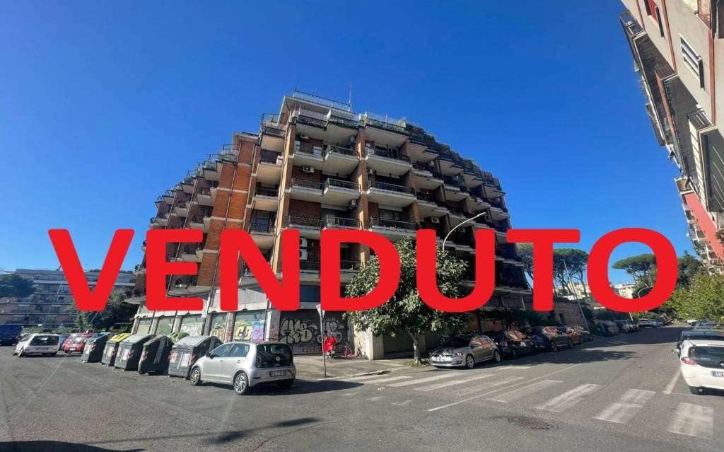 appartamento in vendita a Roma in zona Nomentano