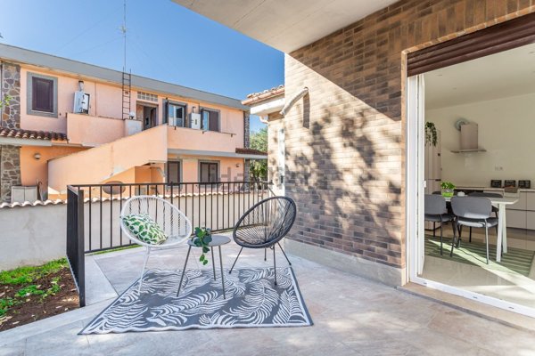 casa indipendente in vendita a Roma in zona Massimina/Casal Lumbroso