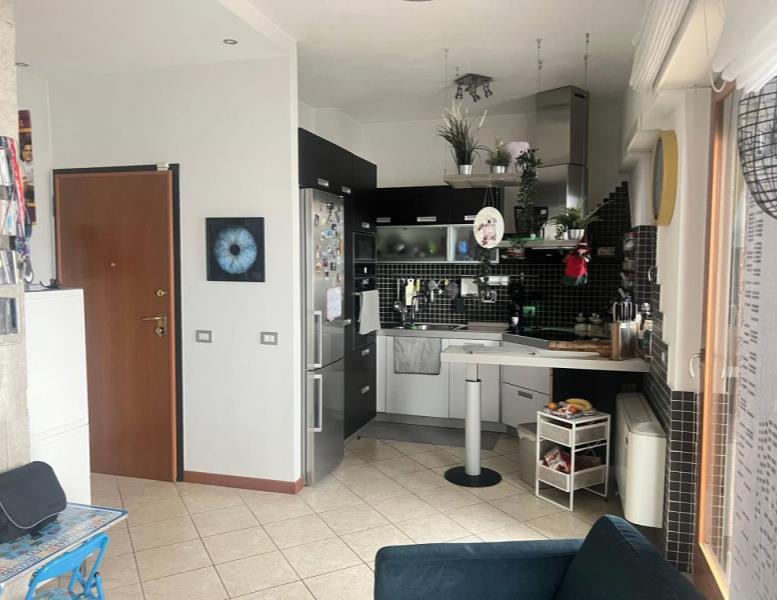 appartamento in vendita a Roma in zona Acilia