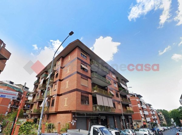 appartamento in vendita a Roma in zona Gianicolense