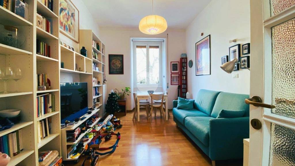 appartamento in vendita a Roma in zona Tuscolano