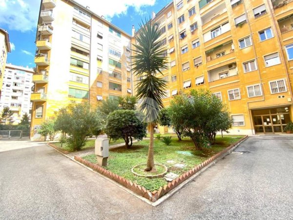 appartamento in vendita a Roma in zona Don Bosco