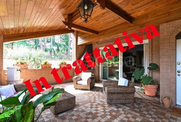 casa indipendente in vendita a Roma in zona Appio Pignatelli