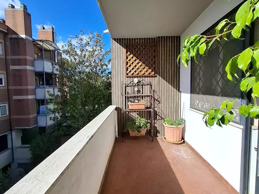 appartamento in vendita a Roma in zona Spinaceto