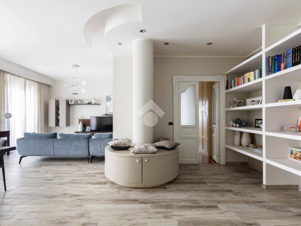 appartamento in vendita a Roma in zona Gianicolense