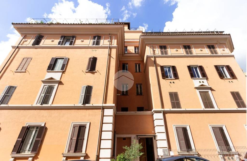 appartamento in vendita a Roma in zona San Saba - Ripa