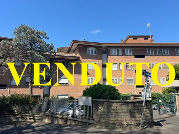 appartamento in vendita a Roma in zona Portuense