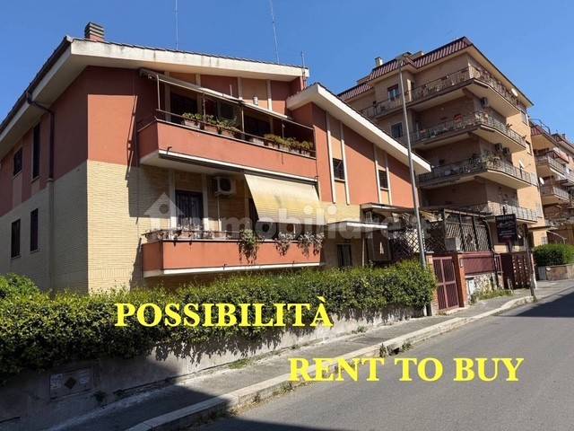 appartamento in vendita a Roma in zona Corviale