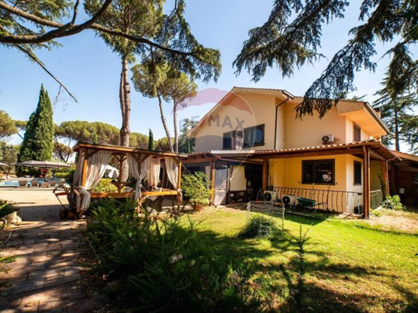 casa indipendente in vendita a Roma in zona Olgiata