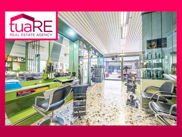 locale commerciale in vendita a Roma in zona Primavalle