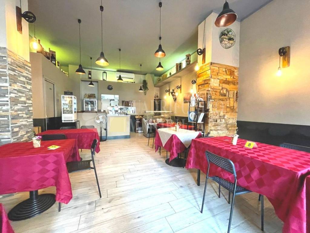 negozio in vendita a Roma in zona Prenestino-Centocelle