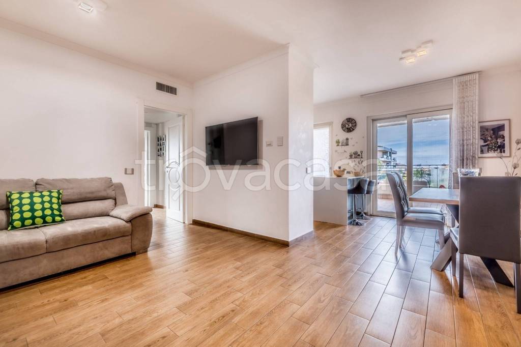 appartamento in vendita a Roma in zona Primavalle