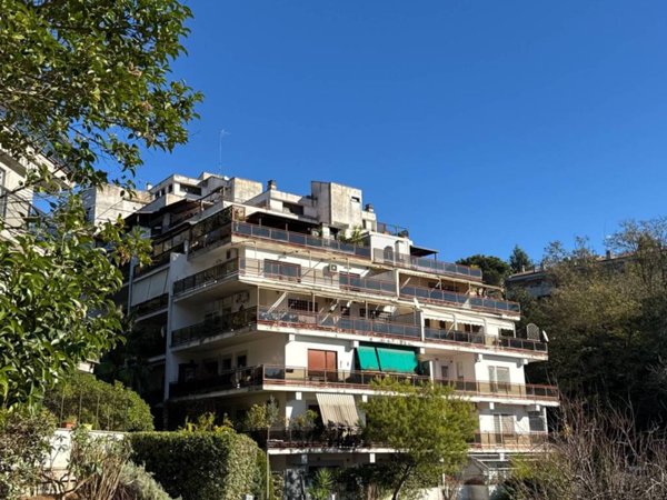 appartamento in vendita a Roma in zona Tomba di Nerone