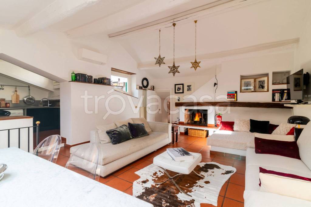 appartamento in vendita a Roma in zona Parione/Sant'Eustachio