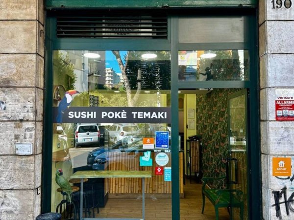 negozio in vendita a Roma in zona Ostiense