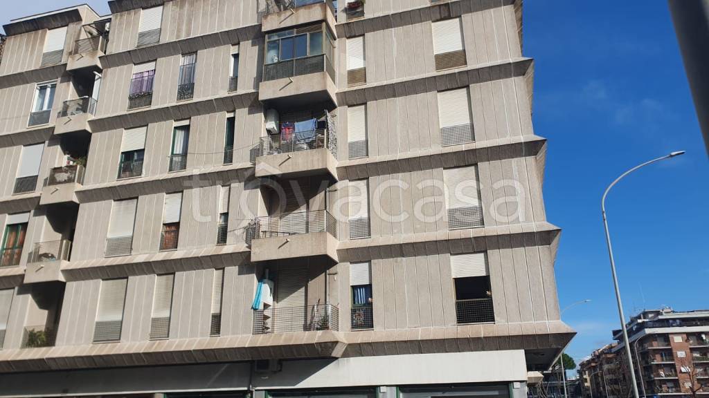 appartamento in vendita a Roma in zona Ostia