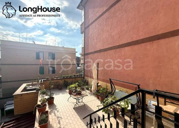 appartamento in vendita a Roma in zona Tor Bella Monaca