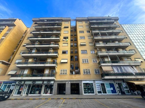 appartamento in vendita a Roma in zona Cinecittà