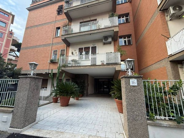 appartamento in vendita a Roma in zona Aurelio