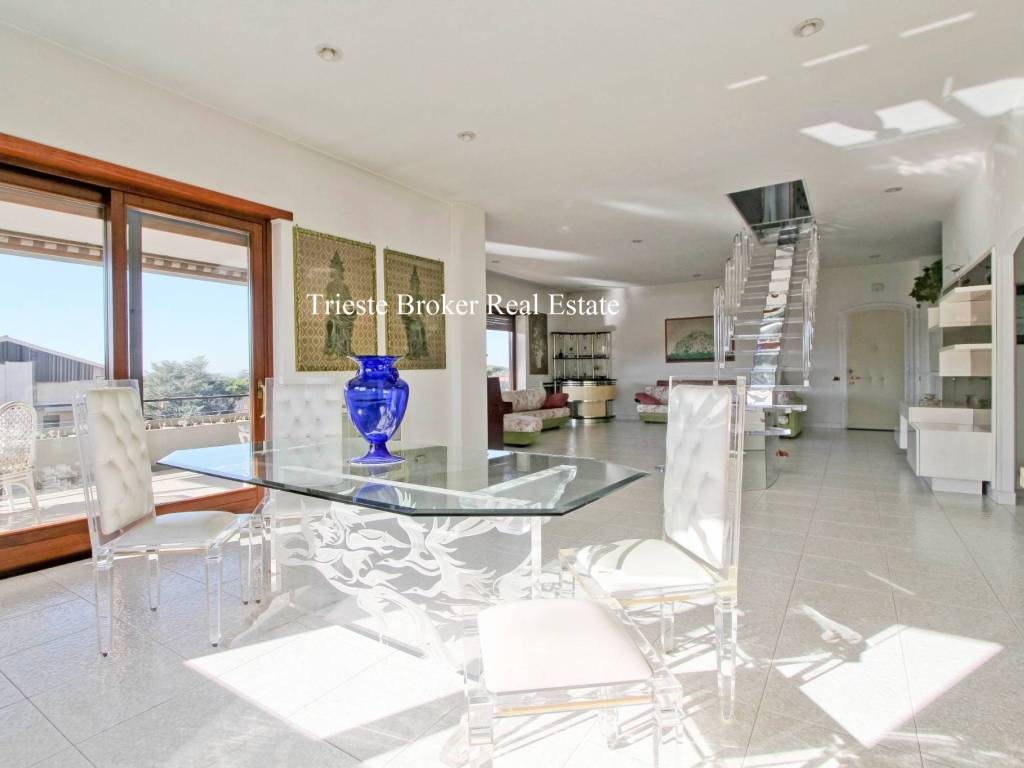 appartamento in vendita a Roma in zona Appio Claudio