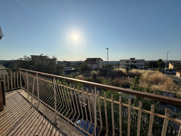 appartamento in vendita a Roma in zona Castelverde