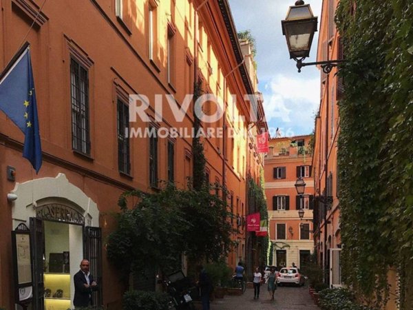 appartamento in vendita a Roma in zona Centro Storico