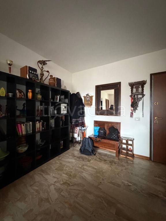 appartamento in vendita a Roma in zona Ardeatino